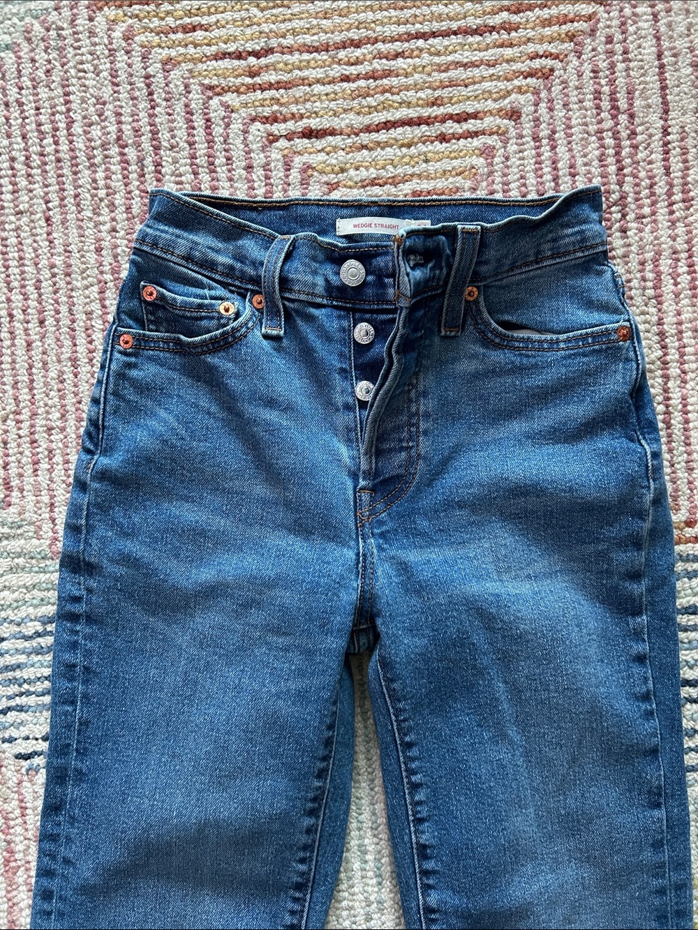 Levi's Women's Wedgie Straight Jeans in Medium Blue